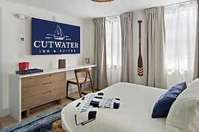 Cutwater Inn & Suites