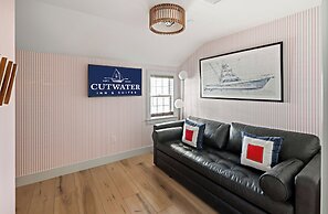 Cutwater Inn & Suites