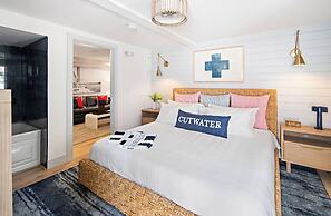 Cutwater Inn & Suites