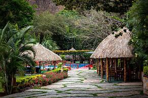Hotel y Ecoturicentro La Vega