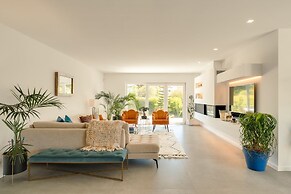 Cascais Garden Escape by Cadenzalux