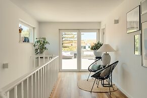 Cascais Garden Escape by Cadenzalux