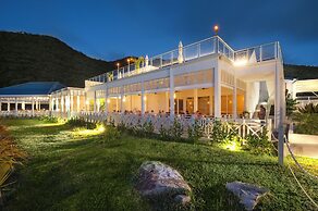 St. Martin Beach Resort & Spa