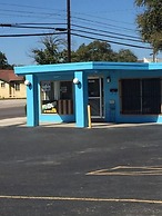 Sundown Inn