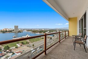 Deck12 Casino and Resort by Monyxbnb