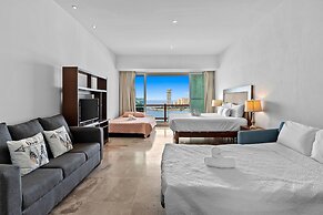 Deck12 Casino and Resort by Monyxbnb