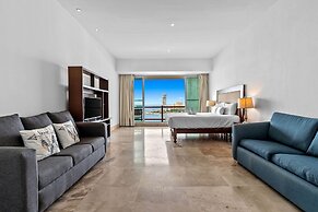 Deck12 Casino and Resort by Monyxbnb