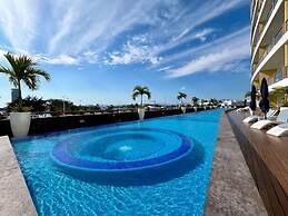 Deck12 Casino and Resort by Monyxbnb