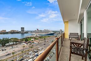 Deck12 Casino and Resort by Monyxbnb