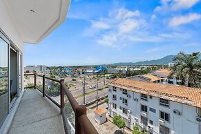 Deck12 Casino and Resort by Monyxbnb