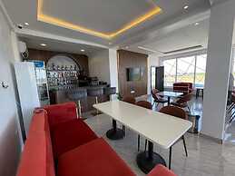 HomeWorth Hotel