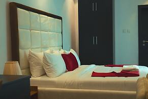 HomeWorth Hotel