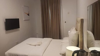 HomeWorth Hotel