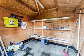 Chalet in Veluwe Near Forest Trails