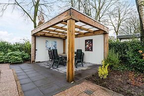 Chalet in Veluwe Near Forest Trails