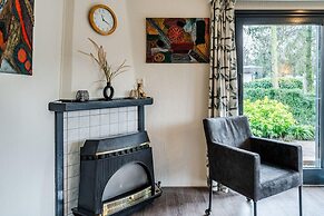 Chalet in Veluwe Near Forest Trails