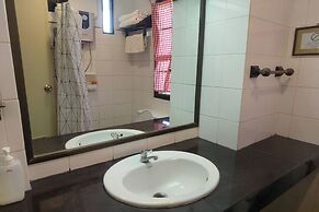 Baan Orawee Boutique Hotel
