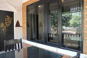 Baan Orawee Boutique Hotel