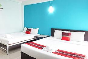 Chat House Chiang Rai