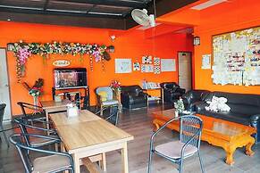 Chat House Chiang Rai