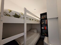 Sea View Apartment by Beach