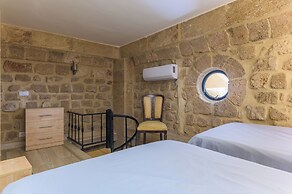 Casa Kik Apartments in Mina Tripoli