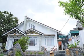 7 bedroom villa Flamingo Danang