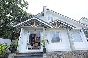 7 bedroom villa Flamingo Danang