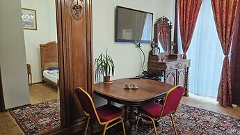 Łódzki Pałacyk Historic Hotel