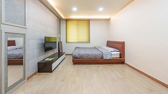 Boryeong The Daecheon Story Pension