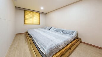 Boryeong The Daecheon Story Pension
