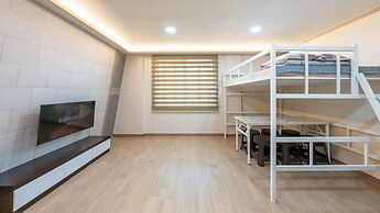 Boryeong The Daecheon Story Pension