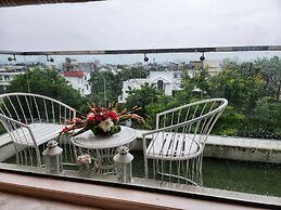 The G8 Noida