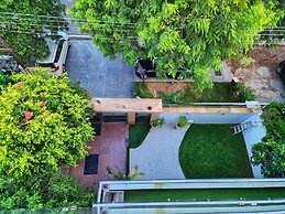 The G8 Noida