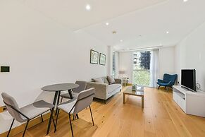 Paddington Ex LUX Flats