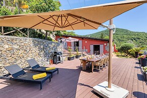 Villa Belvedere Condor - L - with Pool