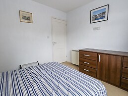 Beachcombers, 13 Chesil House