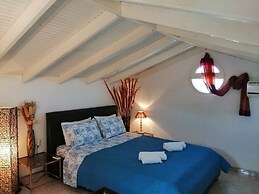Prime Luxury Villa Beach Front