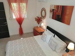 Prime Luxury Villa Beach Front