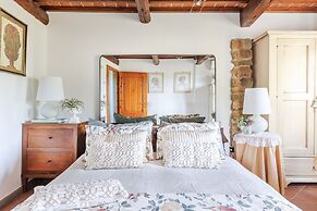 Tuscan Embrace in Montecatini Alto