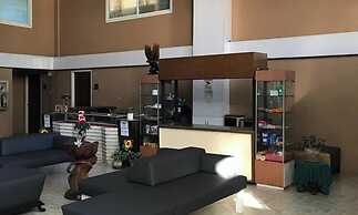 Cozy Condo 700m Away From Burnham