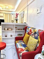 Budget Loft-type Condo in Uptown CDO