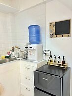 Budget Loft-type Condo in Uptown CDO