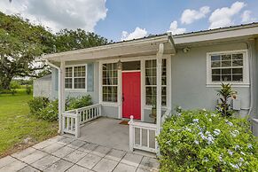 Boat Lift & Private Dock: Riverfront Labelle Gem