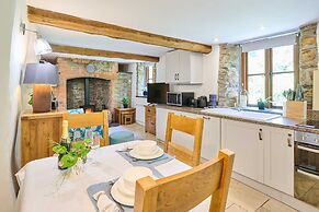 Host Stay Dipple Farm Cottage