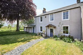 Host Stay Lowmoor