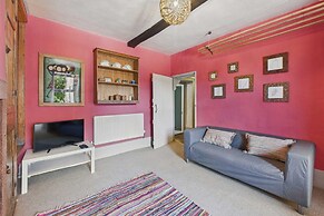 Host Stay Lowmoor