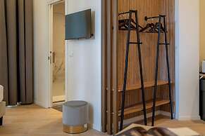 Romart luxury rooms