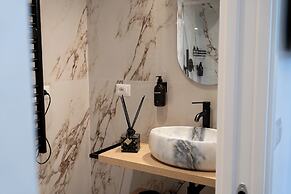 Romart luxury rooms