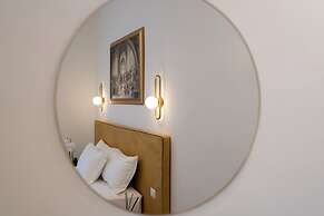 Romart luxury rooms